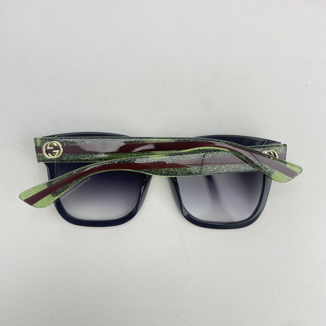 Gucci Glittered Oversized Rectangular Universal Fit Sunglasses Black Green Red (3) - newkick.vip